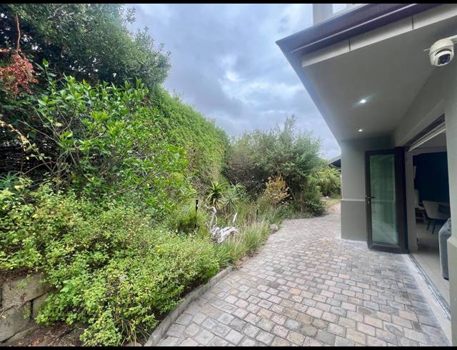 3 BEDROOM HOUSE FOR SALE IN HARTENBOS LANDGOED